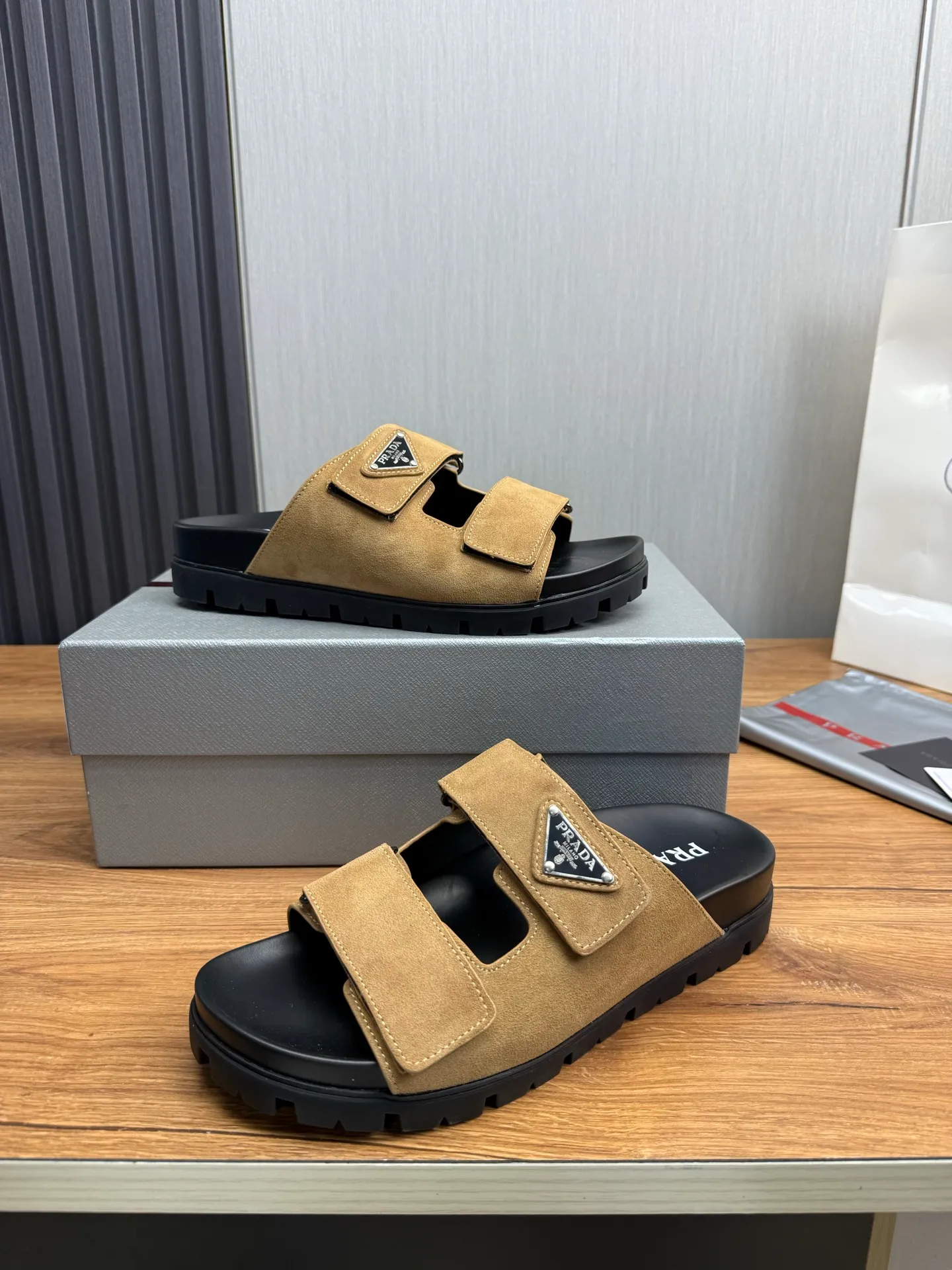 Men's shoes 💰440💰 ＰＲＡＤＡPrada - popular men's slippers hot sale 🔥 🩴Official website one to one production 38-45 sizes 45 46 🉑️Customized!